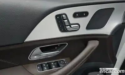 Mercedes-Benz GLE-Class 2020 1.9 Автомат в Москве № 212156, миниатюра 8