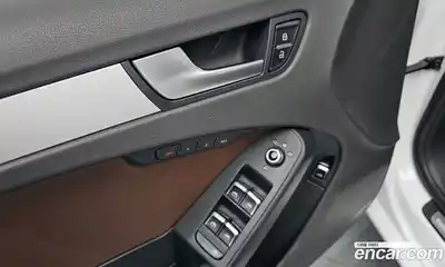 Audi A4 2015 2.0 Автомат в Москве № 212410, миниатюра 8