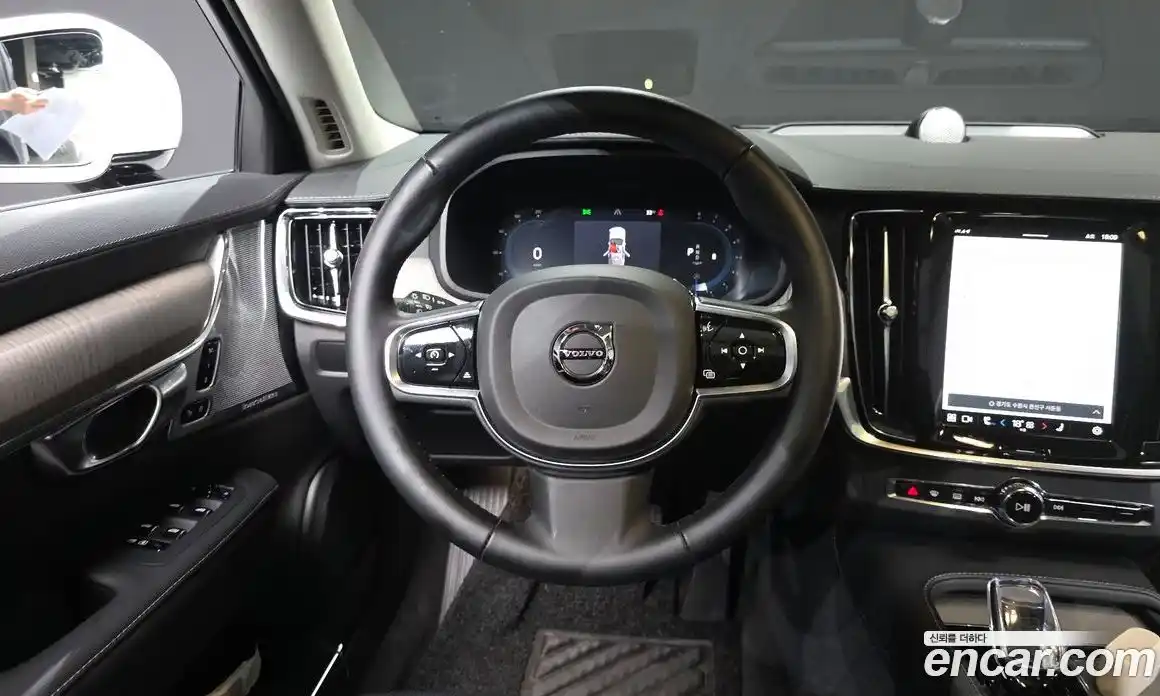 Volvo S90 2025 2.0 Автомат в Москве № 212780, фото 15