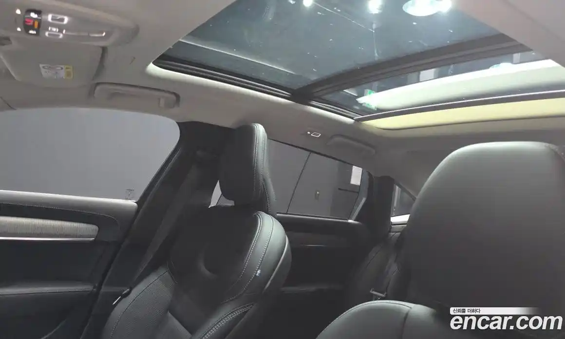 Volvo S90 2025 2.0 Автомат в Москве № 212780, фото 6