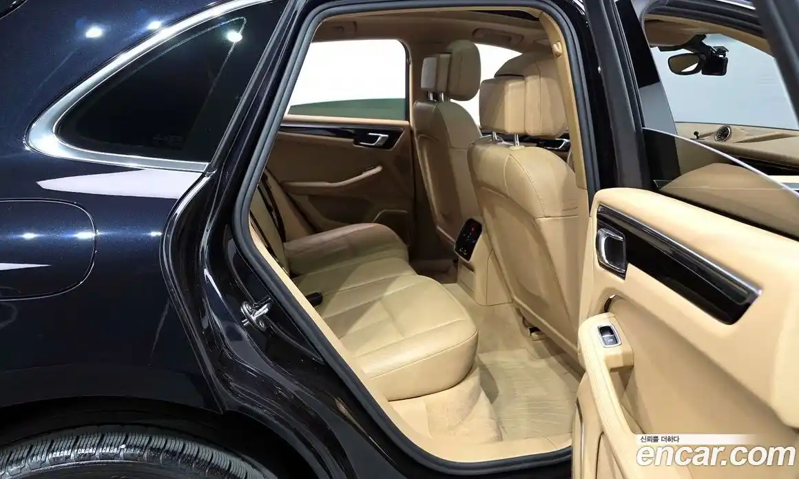 Porsche Macan 2015 3.0 Автомат в Москве № 213202, фото 17