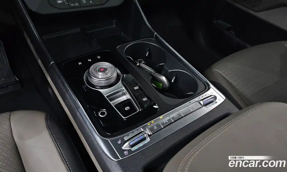 Kia Canival 2024 1.6 Автомат в Москве № 21341, фото 16