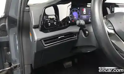 Volkswagen Golf 2022 2.0 Автомат в Москве № 215240, миниатюра 12