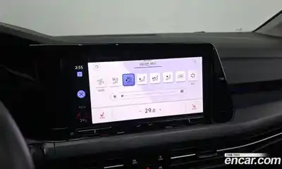 Volkswagen Golf 2022 2.0 Автомат в Москве № 215240, миниатюра 3