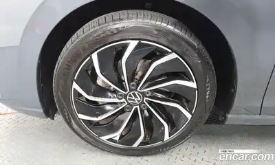 Volkswagen Golf 2022 2.0 Автомат в Москве № 215240, миниатюра 5