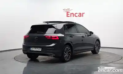 Volkswagen Golf 2022 2.0 Автомат в Москве № 215240, миниатюра 6