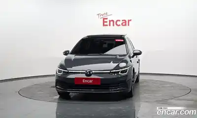 Volkswagen Golf 2022 2.0 Автомат в Москве № 215240, миниатюра 7