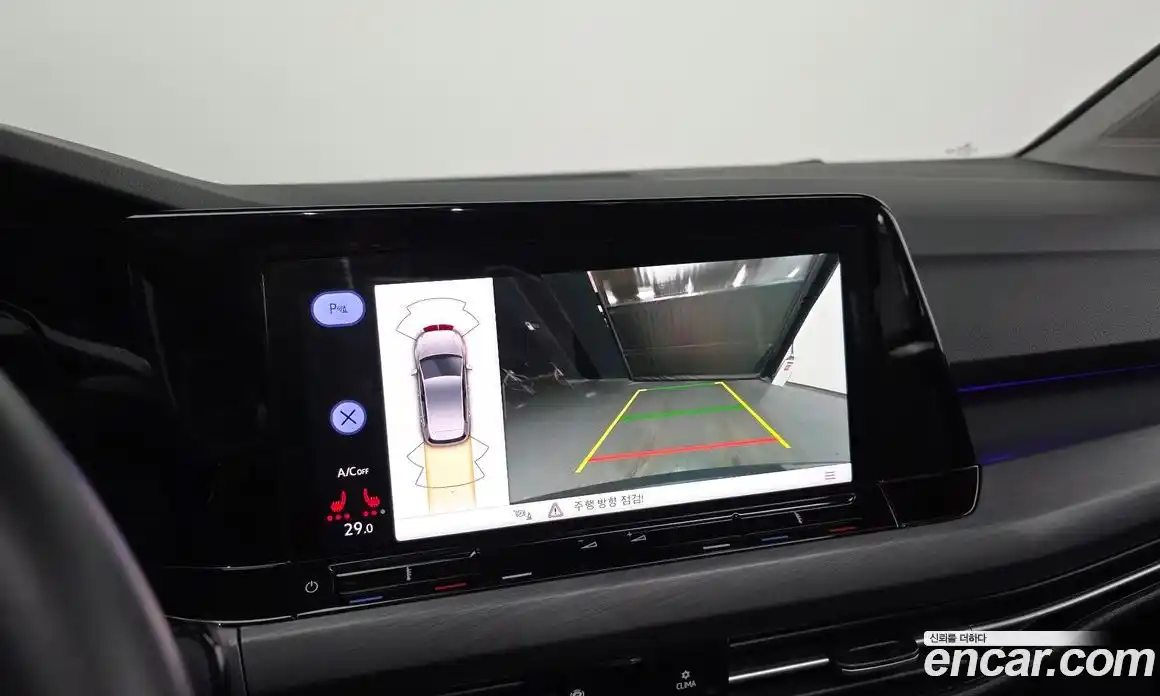 Volkswagen Golf 2022 2.0 Автомат в Москве № 215240, фото 8