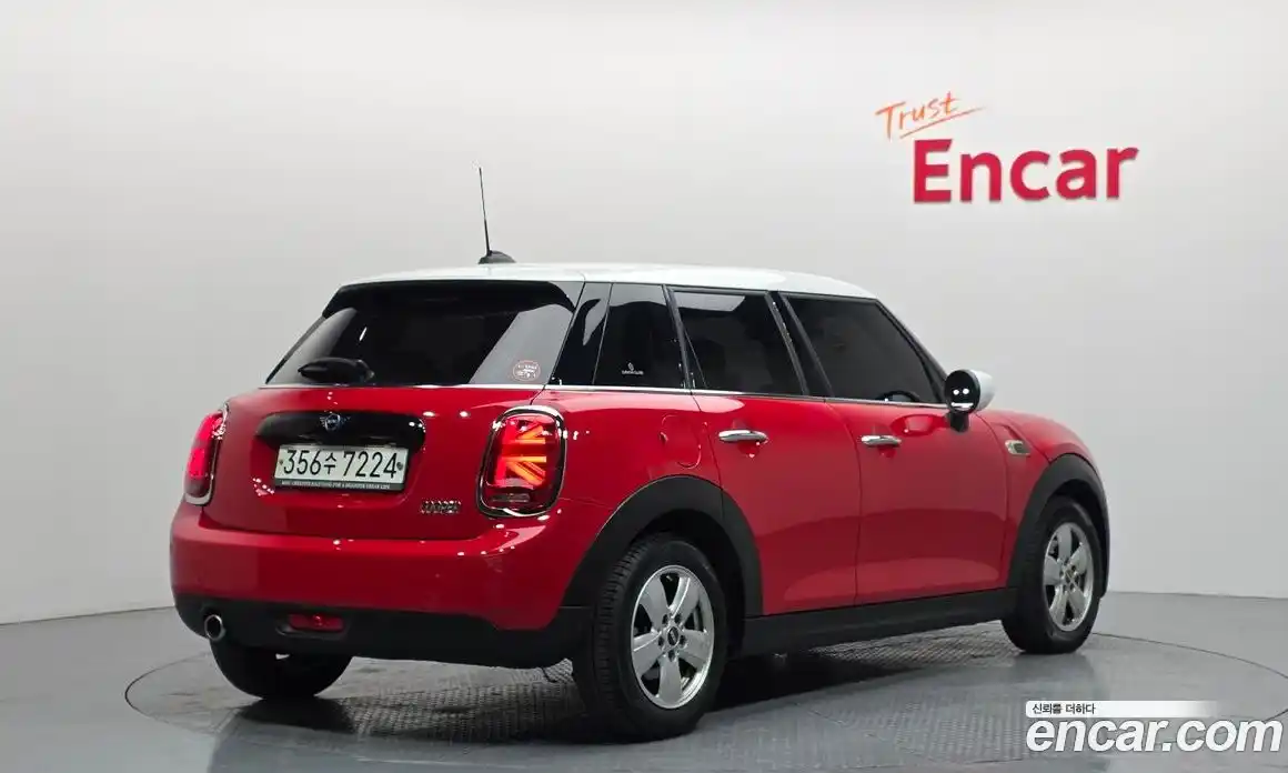 Mini Cooper 2020 1.5 Автомат в Москве № 216278, фото 15