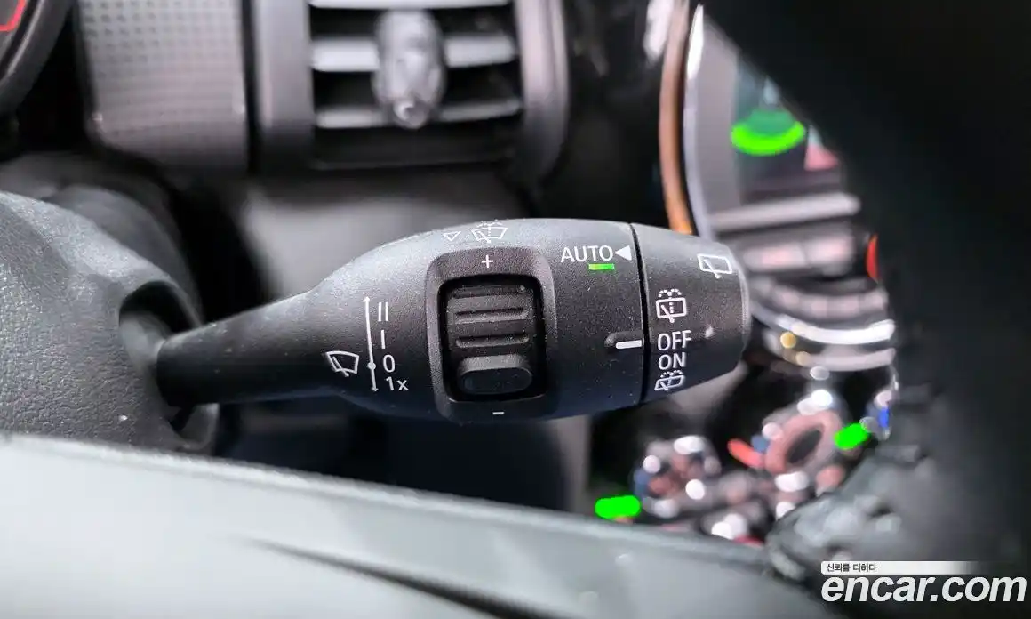 Mini Cooper 2020 1.5 Автомат в Москве № 216278, фото 5