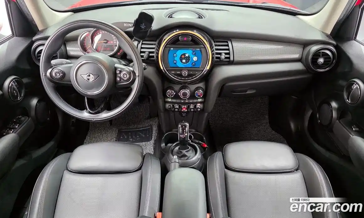 Mini Cooper 2020 1.5 Автомат в Москве № 216278, фото 6