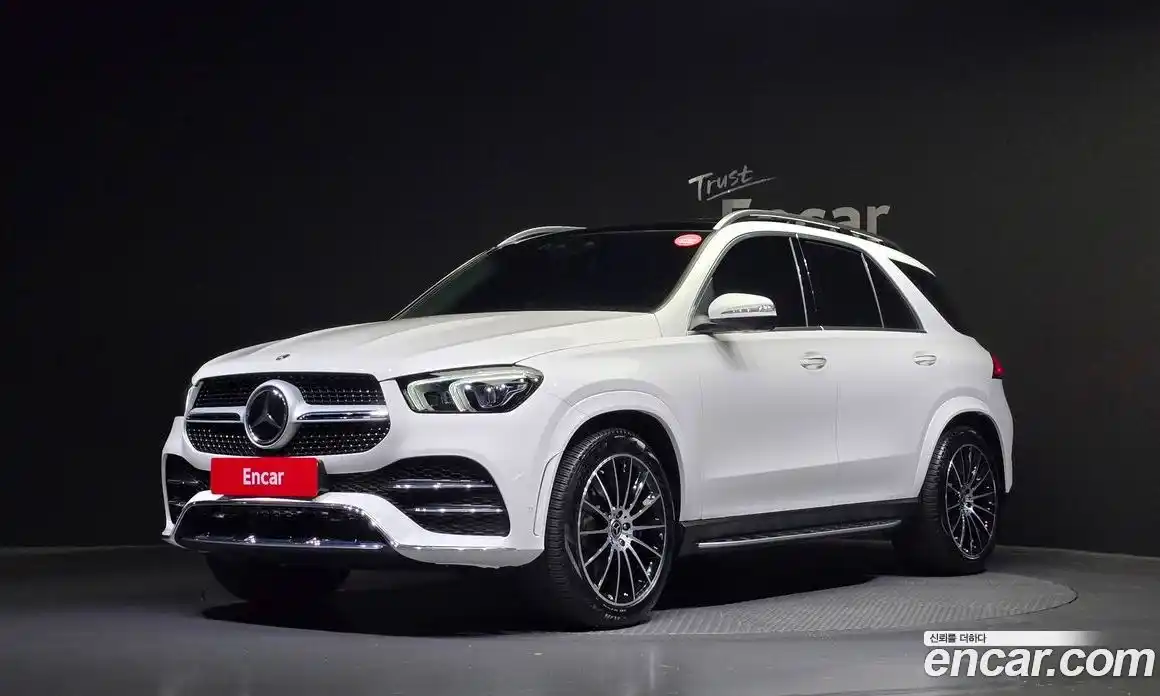 Mercedes-Benz GLE-Class 2023 3.0 Автомат в Москве № 216897, фото 14