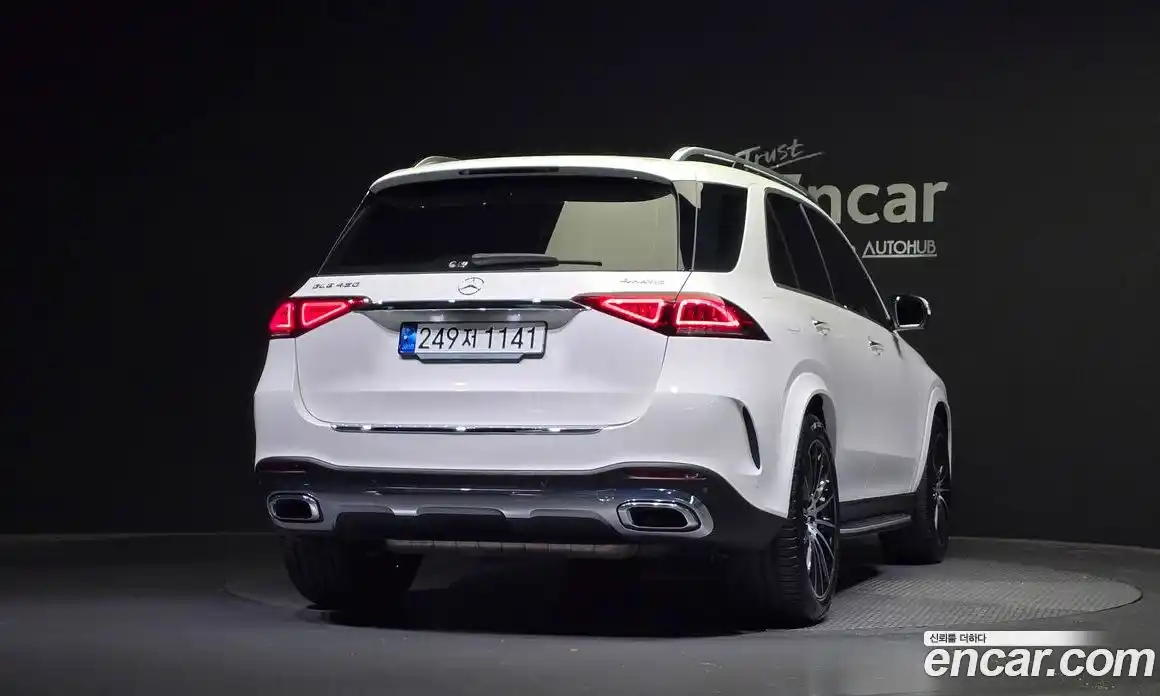 Mercedes-Benz GLE-Class 2023 3.0 Автомат в Москве № 216897, фото 17