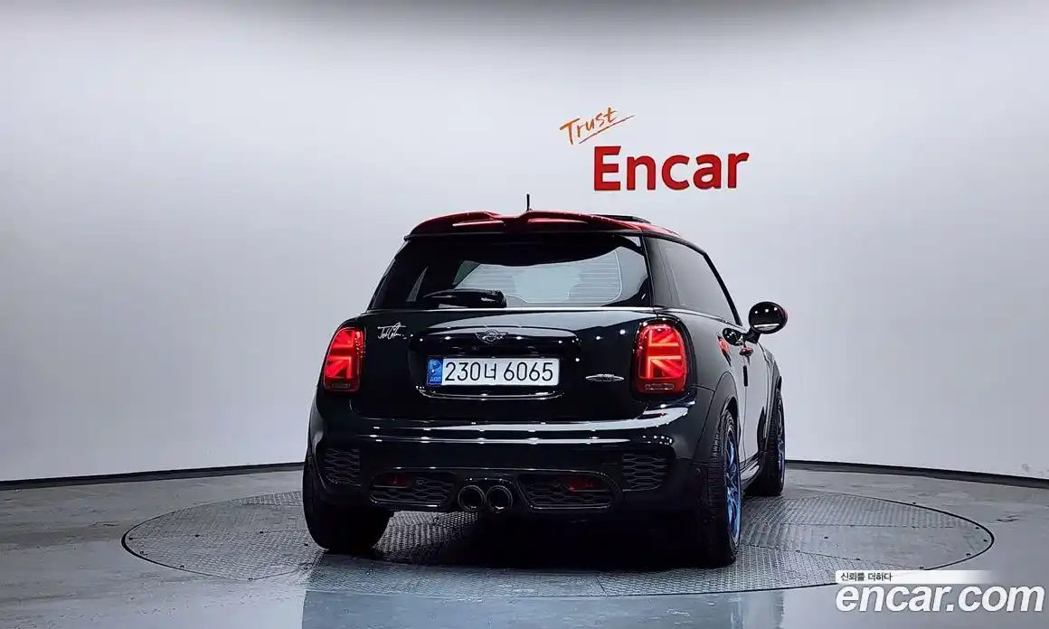 Mini Cooper 2016 2.0 Автомат в Москве № 224243, фото 13