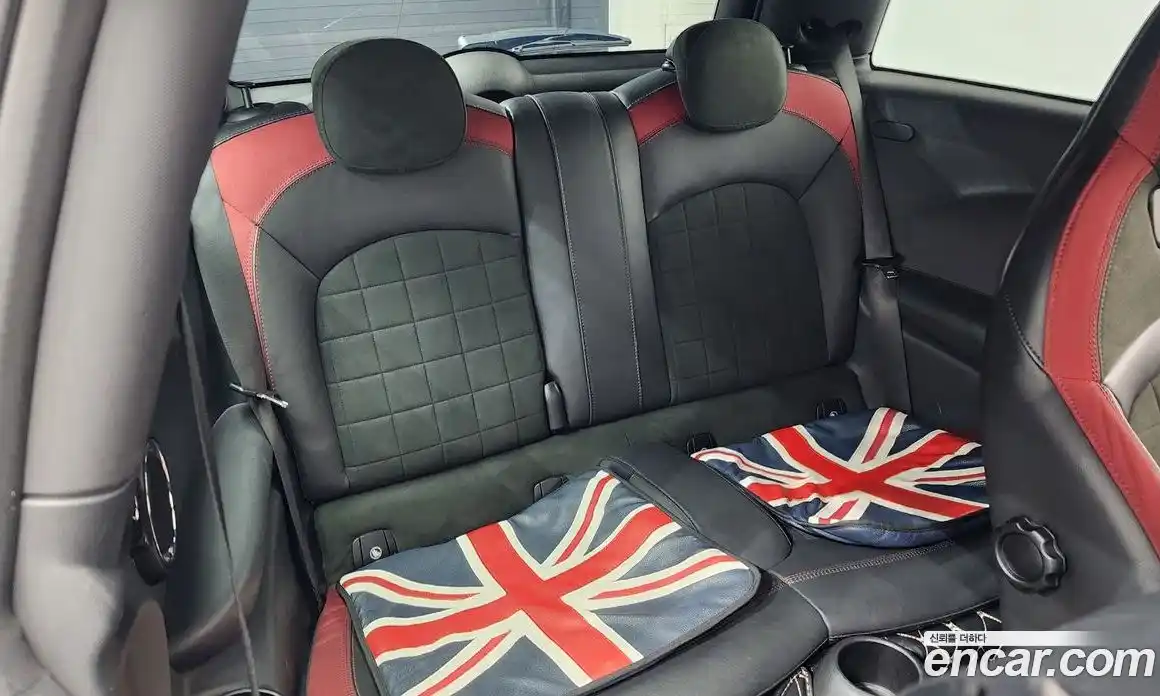 Mini Cooper 2016 2.0 Автомат в Москве № 224243, фото 16