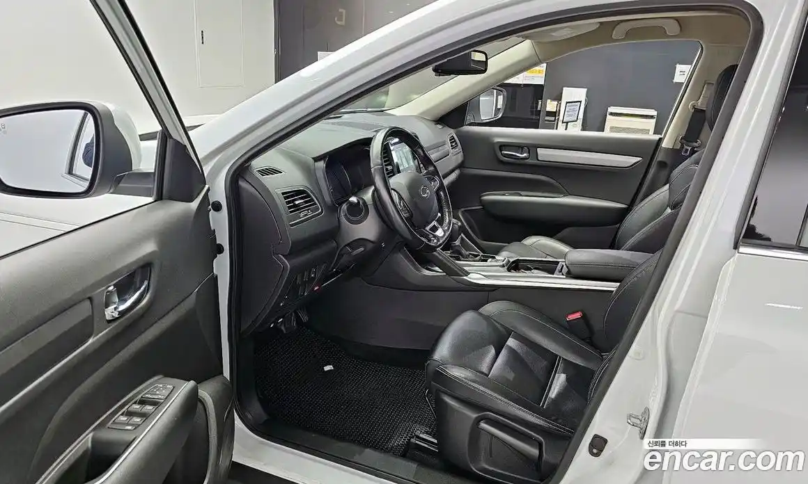 Renault QM6 2023 2.0 Автомат в Москве № 225976, фото 14