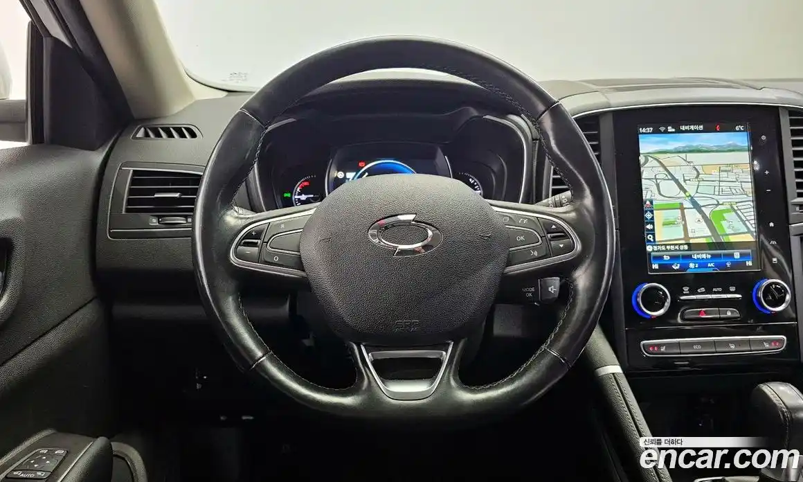 Renault QM6 2023 2.0 Автомат в Москве № 225976, фото 15