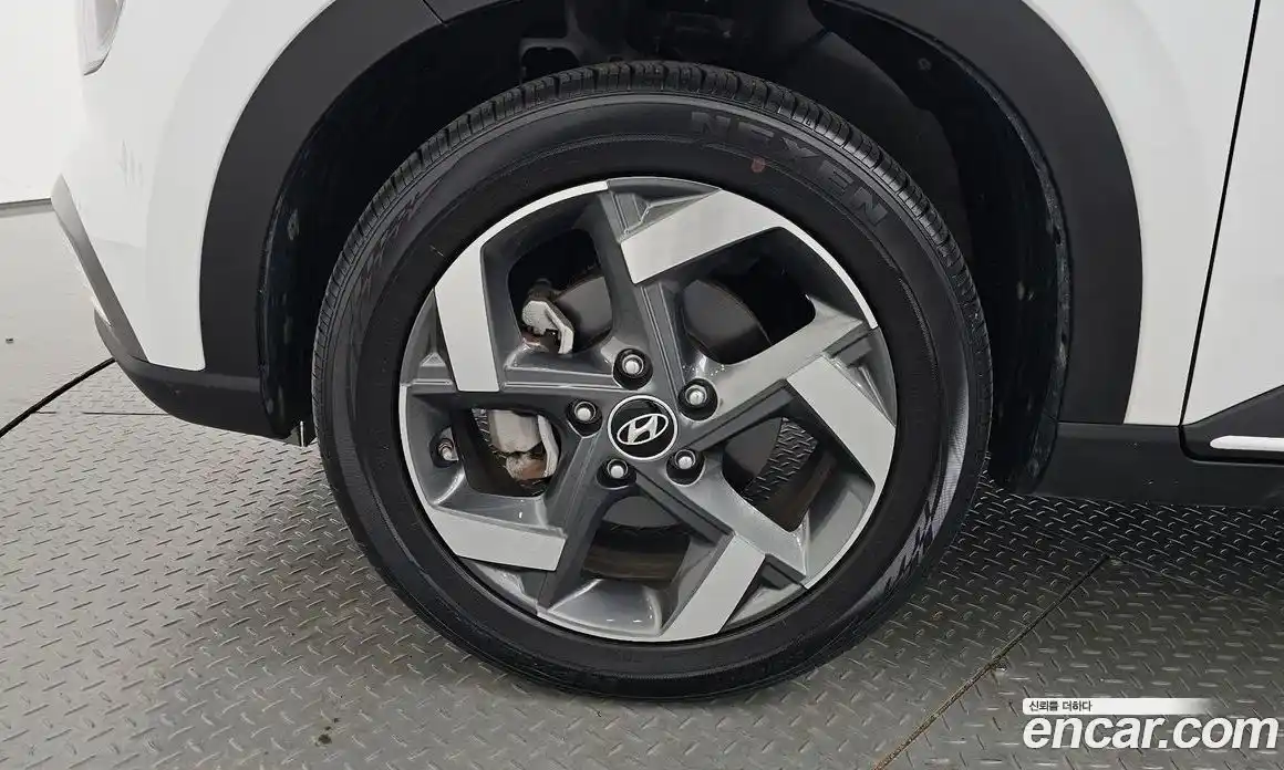 Hyundai Venue 2020 1.6 Автомат в Москве № 226153, фото 12