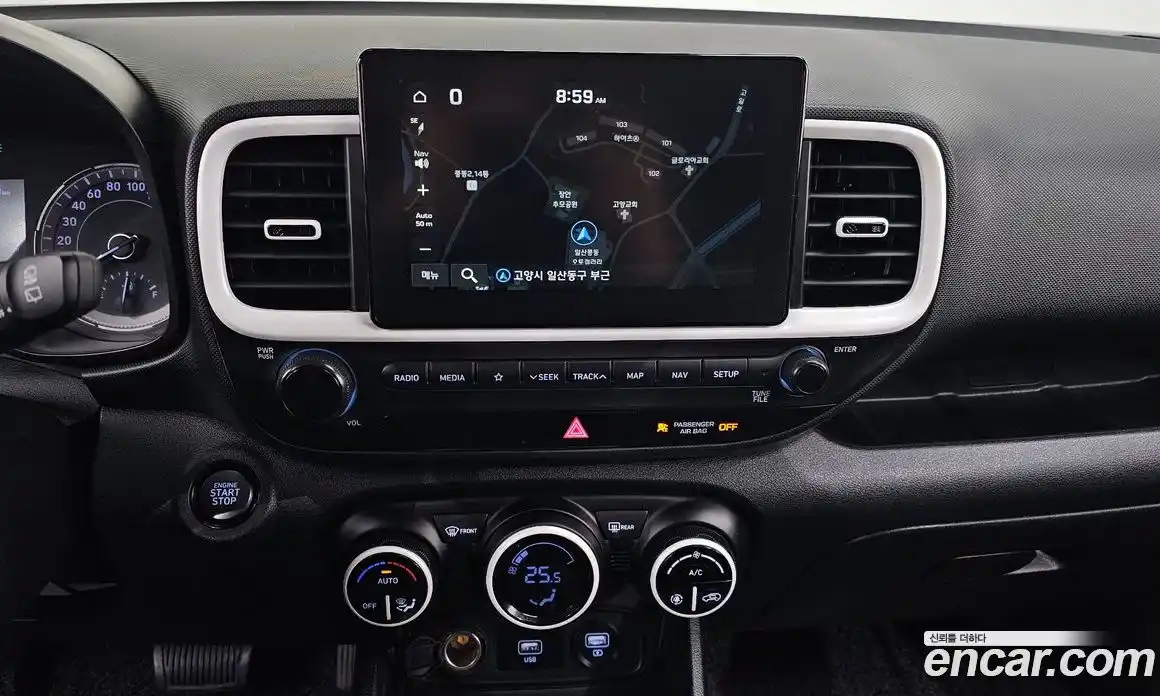 Hyundai Venue 2020 1.6 Автомат в Москве № 226153, фото 14