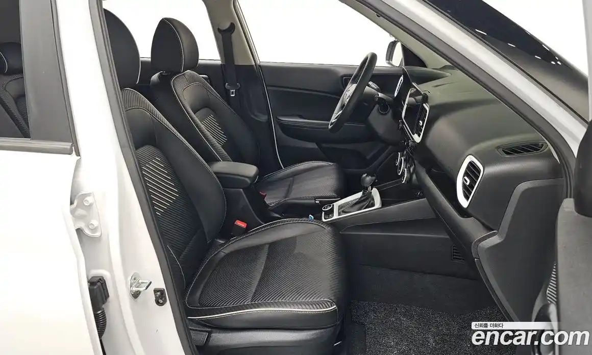 Hyundai Venue 2020 1.6 Автомат в Москве № 226153, фото 16