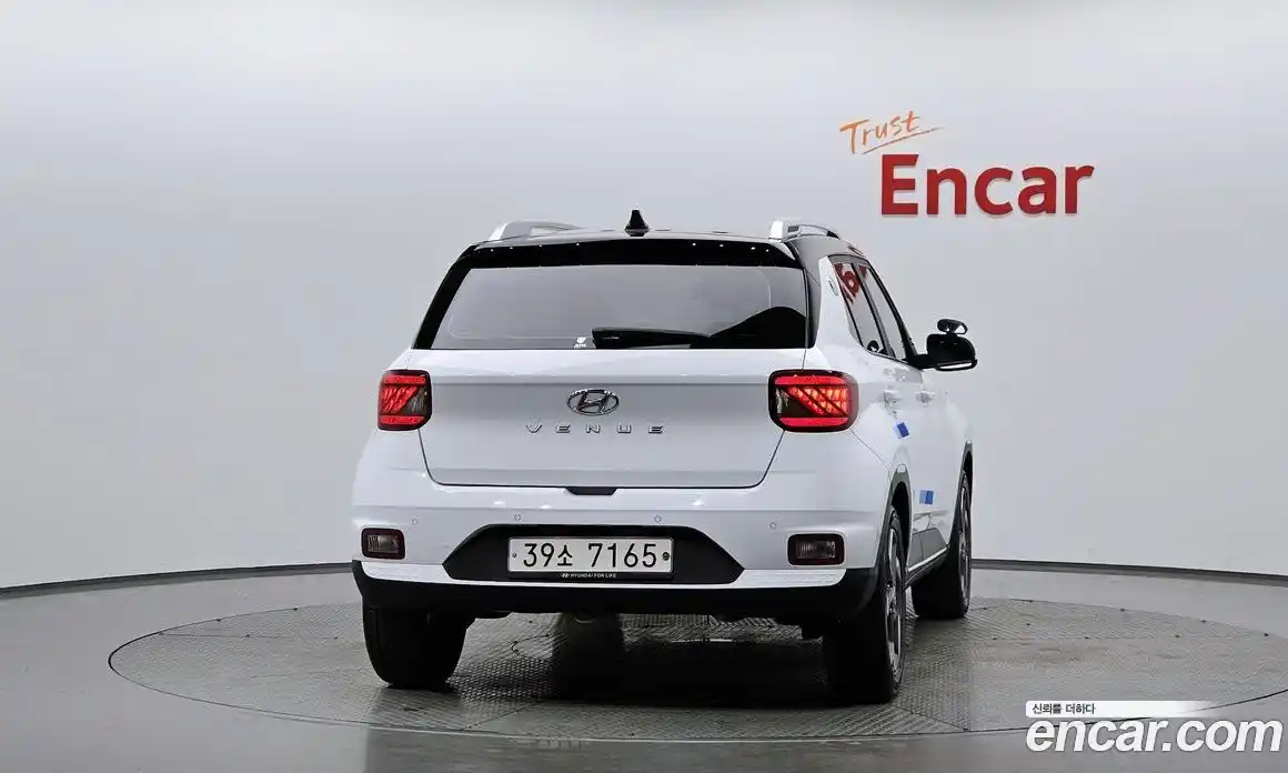 Hyundai Venue 2020 1.6 Автомат в Москве № 226153, фото 19