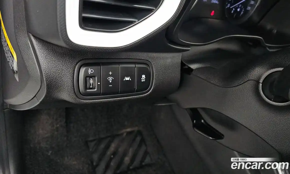 Hyundai Venue 2020 1.6 Автомат в Москве № 226153, фото 9