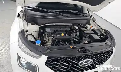 Hyundai Venue 2020 1.6 Автомат в Москве № 226153, миниатюра 10