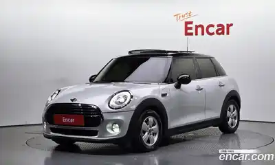 Mini Cooper, 2015