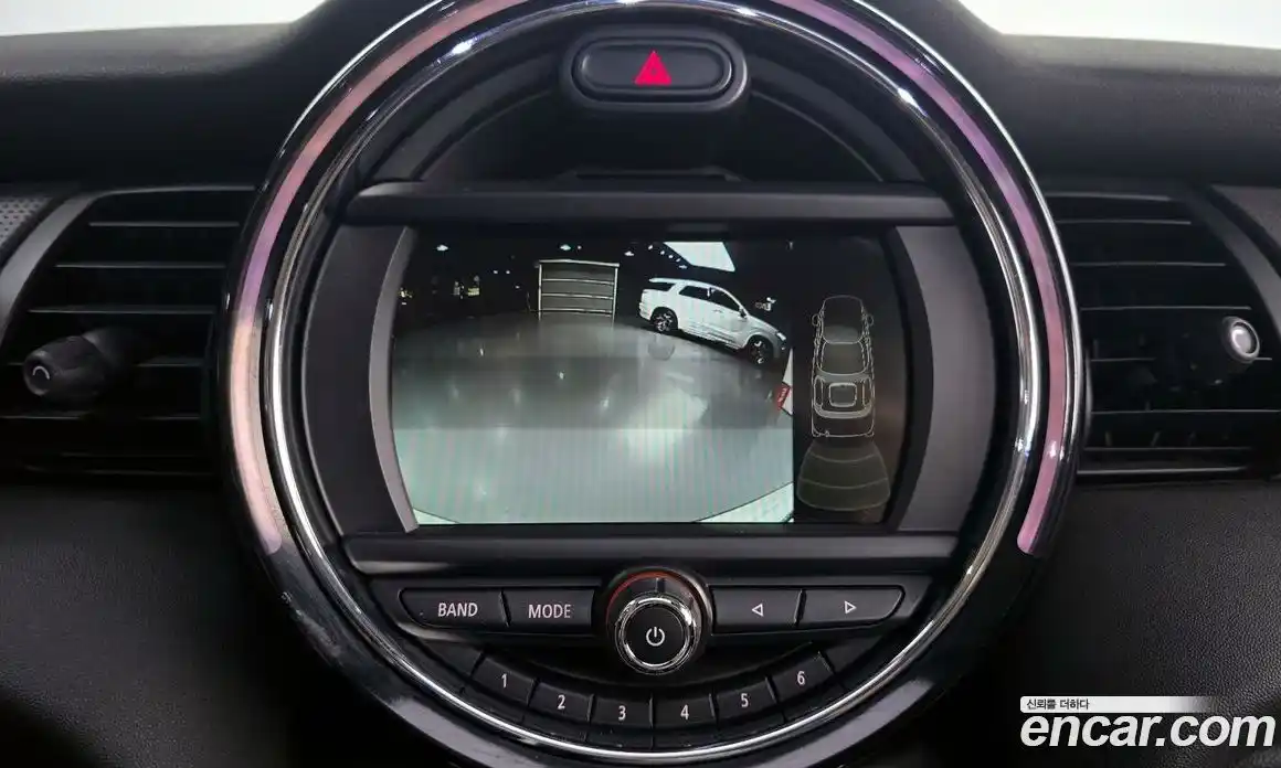 Mini Cooper 2015 1.5 Автомат в Москве № 227303, фото 11