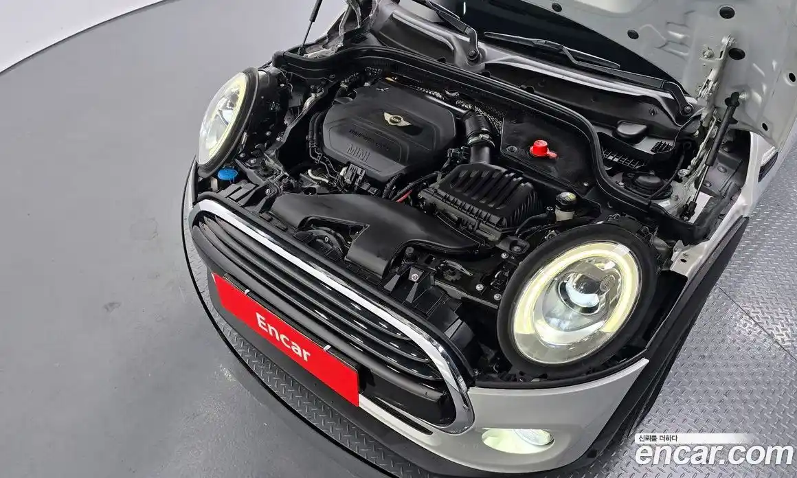 Mini Cooper 2015 1.5 Автомат в Москве № 227303, фото 15