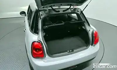 Mini Cooper 2015 1.5 Автомат в Москве № 227303, миниатюра 3