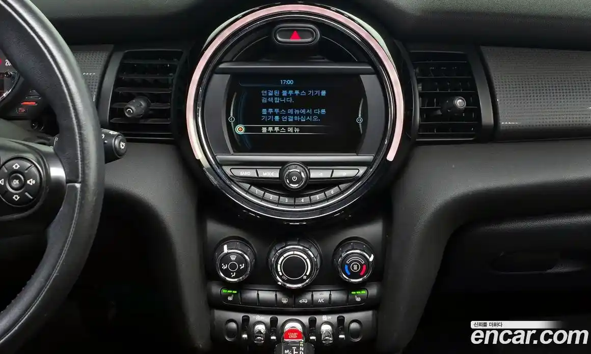 Mini Cooper 2015 1.5 Автомат в Москве № 227303, фото 9