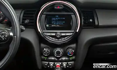 Mini Cooper 2015 1.5 Автомат в Москве № 227303, миниатюра 9