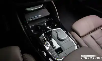 BMW X4 2023 2.0 Автомат в Москве № 227946, миниатюра 3