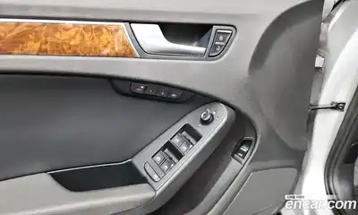 Audi A4 2011 2.0 Автомат в Москве № 229335, миниатюра 8