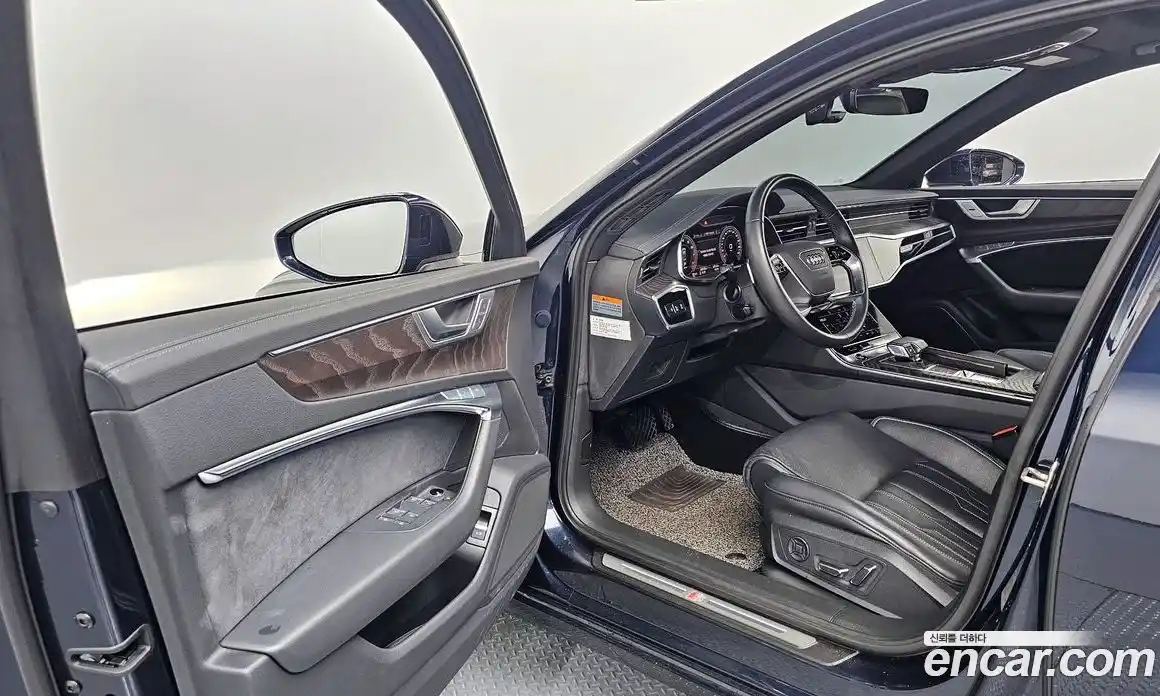 Audi A6 2022 2.0 Автомат в Москве № 229880, фото 16