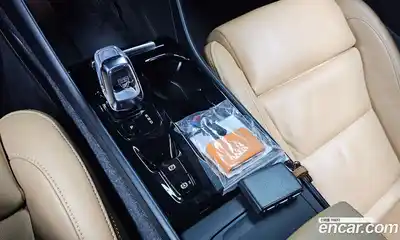 Volvo XC40 2022 2.0 Автомат в Москве № 230487, миниатюра 3