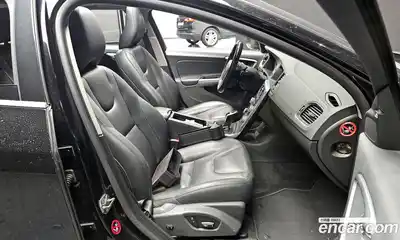 Volvo V60 2016 2.0 Автомат в Москве № 230673, миниатюра 12