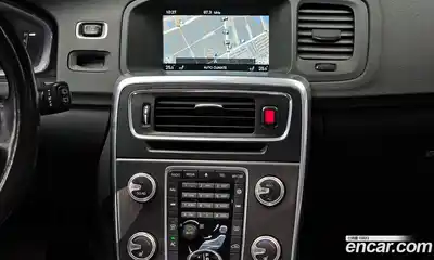 Volvo V60 2016 2.0 Автомат в Москве № 230673, миниатюра 5