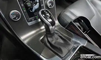 Volvo V60 2016 2.0 Автомат в Москве № 230673, миниатюра 7