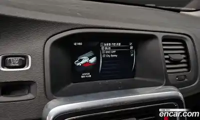 Volvo V60 2016 2.0 Автомат в Москве № 230673, миниатюра 8