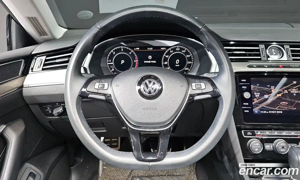 Volkswagen Arteon 2018 2.0 Автомат в Москве № 232154, фото 11