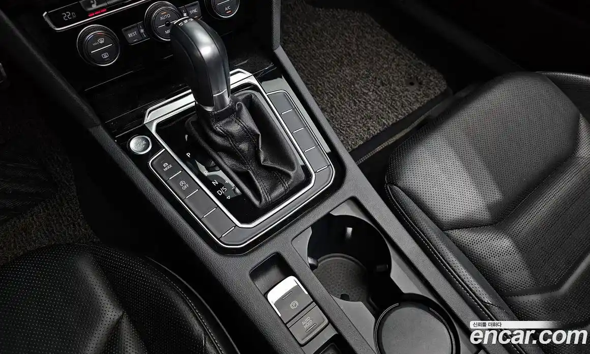 Volkswagen Arteon 2018 2.0 Автомат в Москве № 232154, фото 19