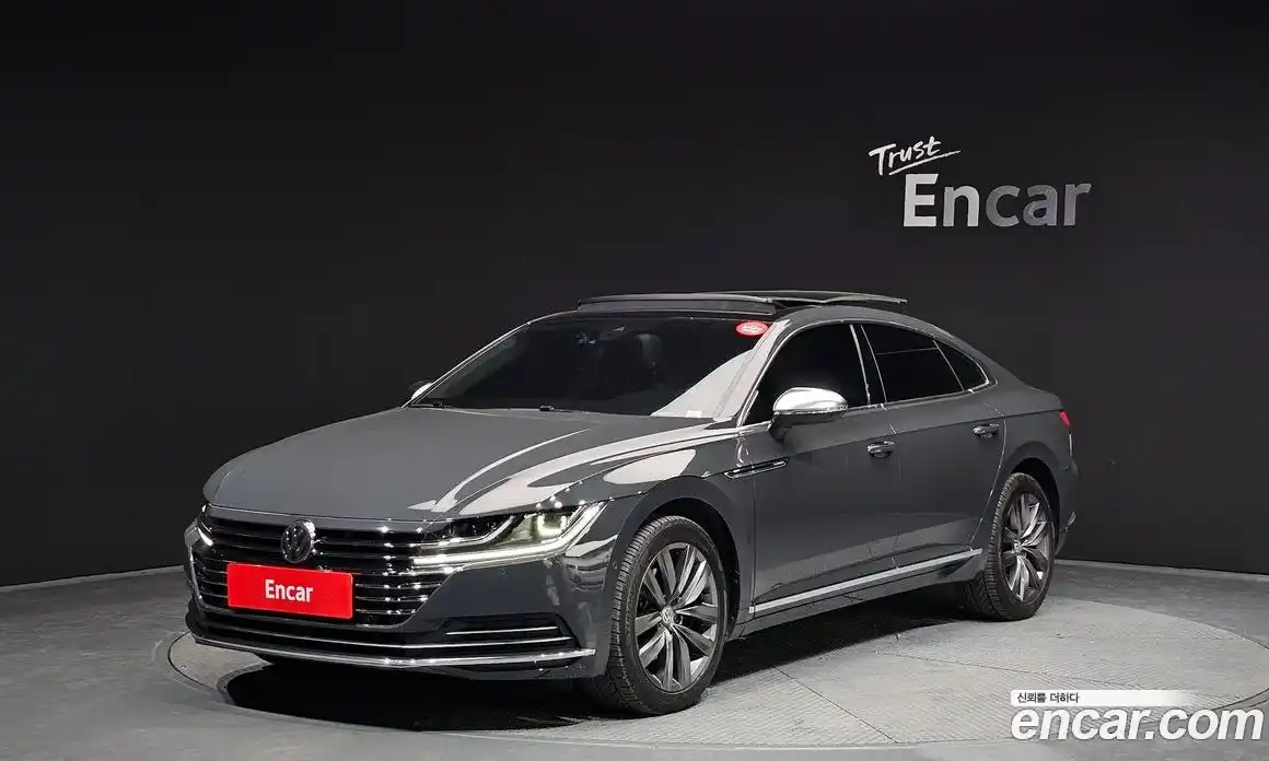 Volkswagen Arteon 2018 2.0 Автомат в Москве № 232154, фото 5