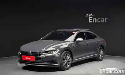 Volkswagen Arteon 2018 2.0 Автомат в Москве № 232154, миниатюра 5