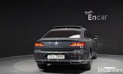 Volkswagen Arteon 2018 2.0 Автомат в Москве № 232154, миниатюра 6