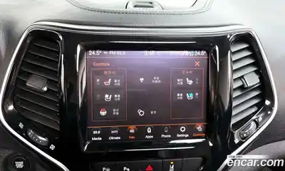 Jeep Cherokee 2020 2.4 Автомат в Москве № 232412, миниатюра 9