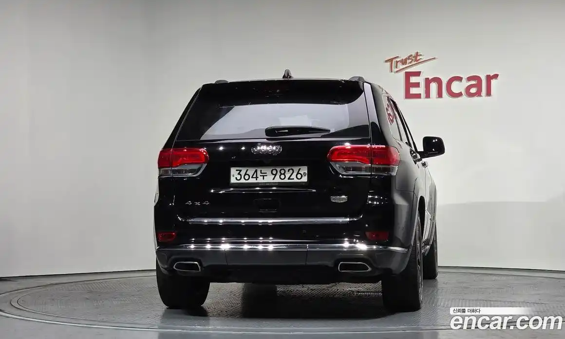 Jeep Cherokee 2017 3.0 Автомат в Москве № 232541, фото 15