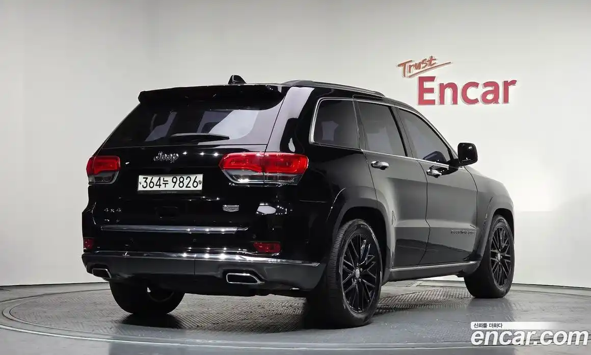 Jeep Cherokee 2017 3.0 Автомат в Москве № 232541, фото 19