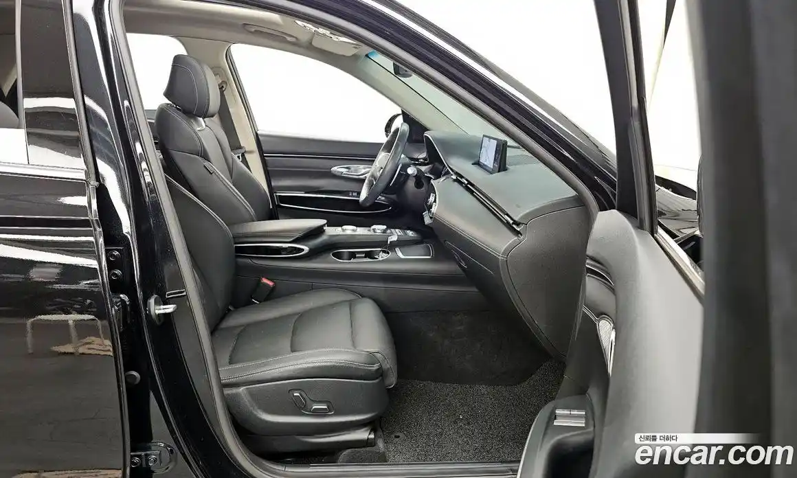 Genesis GV70 2021 2.5 Автомат в Москве № 23913, фото 12